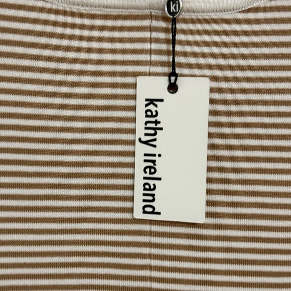 Kathy Ireland Tan and Cream 3/4 Sleeve Boxy Blouse - Picture 2 of 3